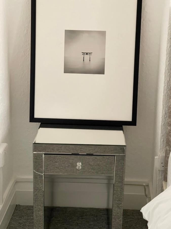 Hendon Park Apartments In London The Hyde Extérieur photo